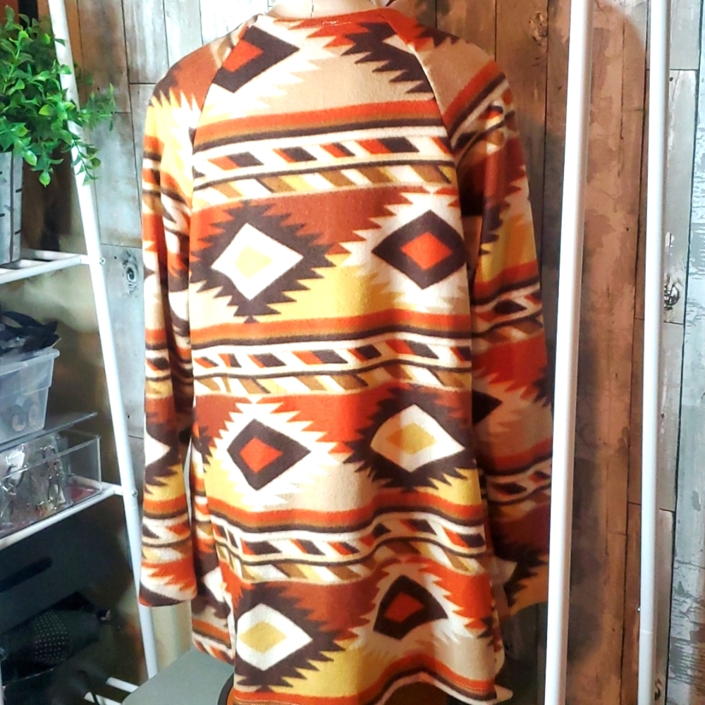 Aztec Design Cardigan - Picture 4 of 5